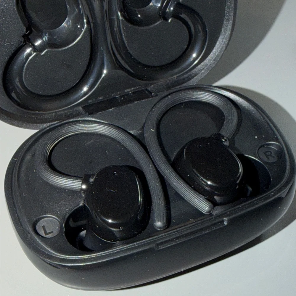 Q61 True Wireless Earbuds with Charging Case